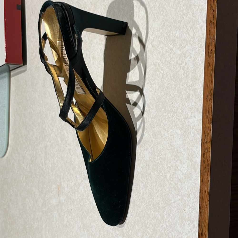 Marino | Women’s Heels | Dark Green (pine) velvet top, satin heel & straps.